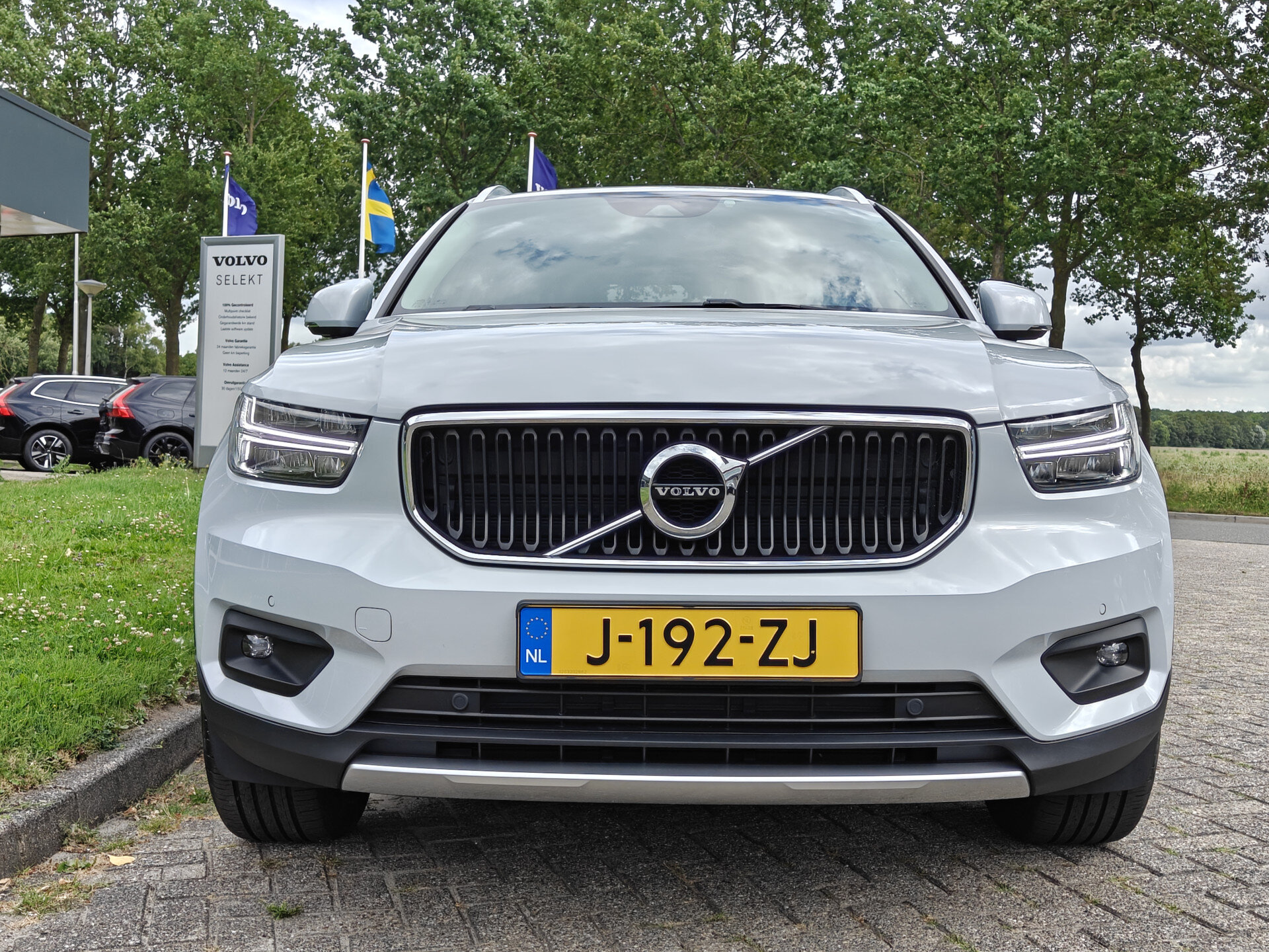 Volvo XC40 T2 130PK Automaat Business Pro - Afbeelding 2