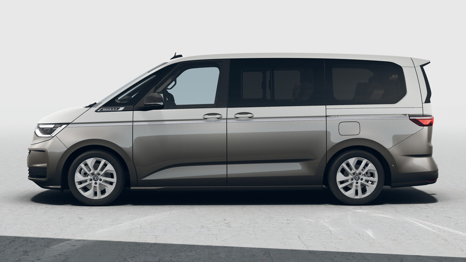 Volkswagen Multivan 1.5 eHybrid 245pk L2 Bulli Edition 4Motion - Afbeelding 3