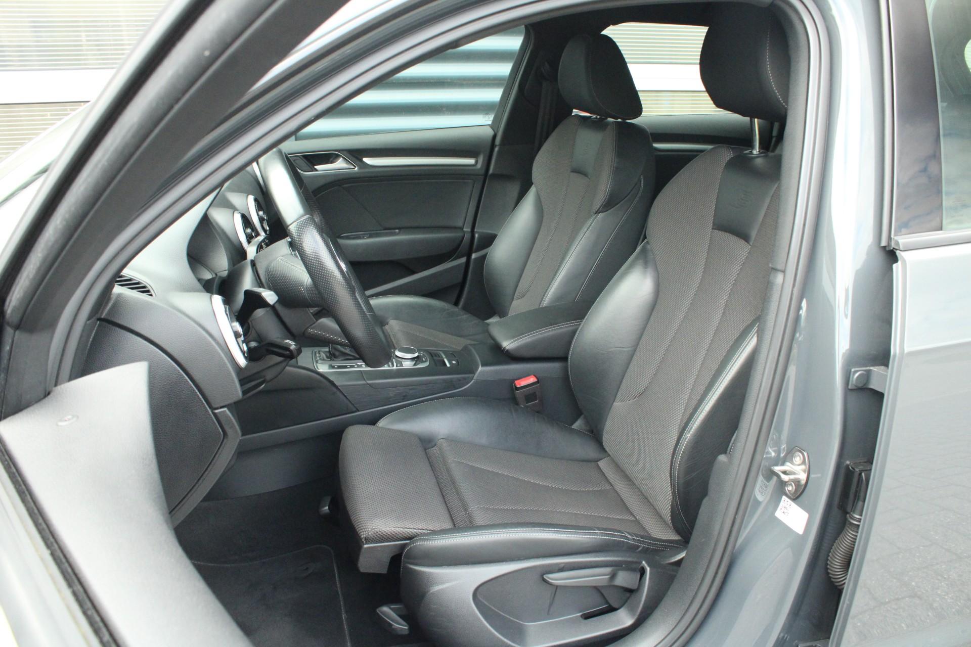 Audi A3 Sportback 40 TFSI 190pk Sport S Line Edition - Afbeelding 4