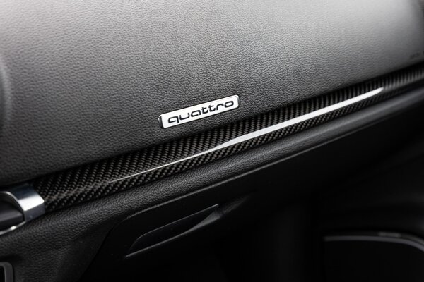 carbonafwerking interieur carbonafwerking interieur