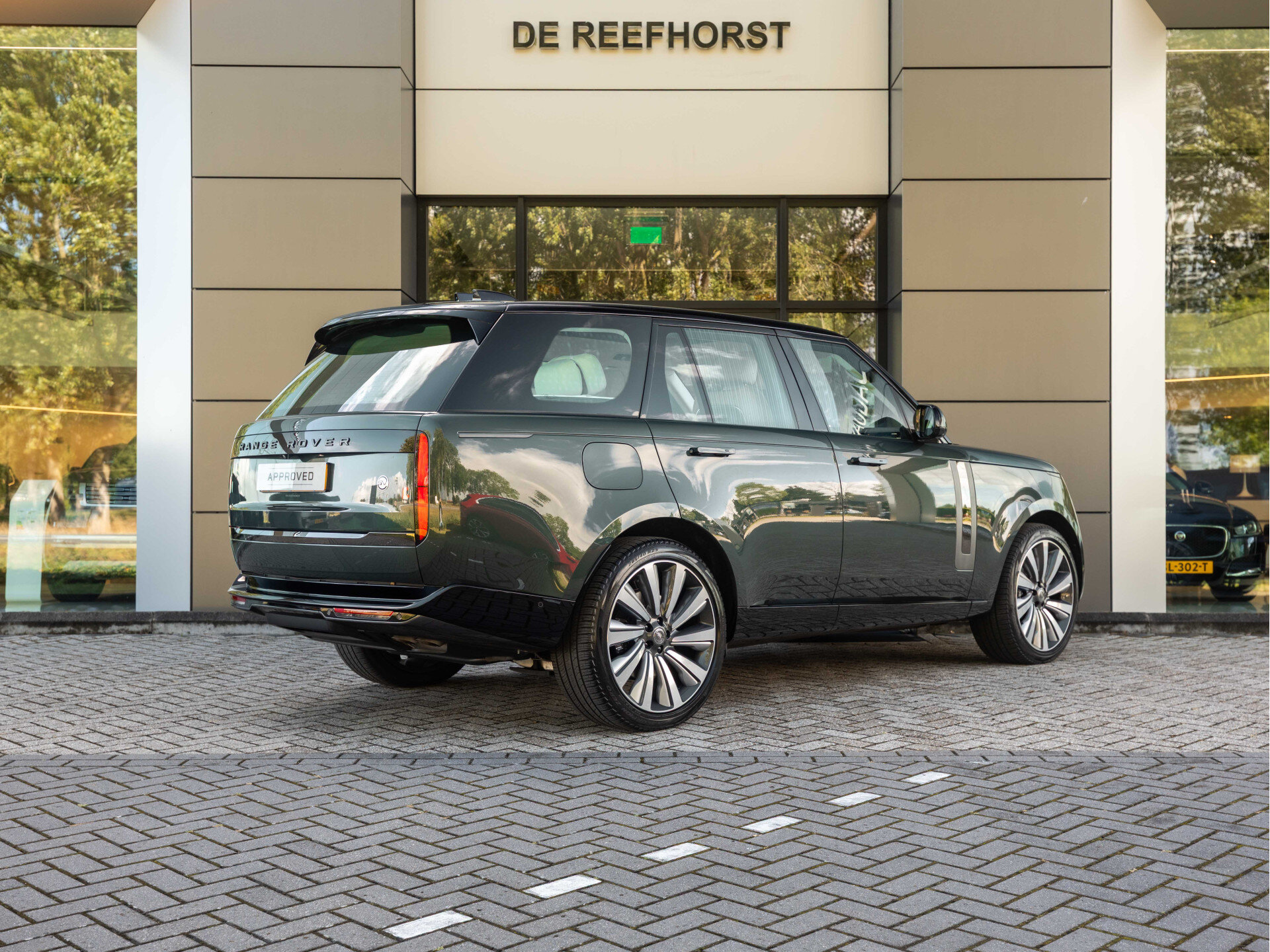 Land Rover Range Rover 4.4 P530 SV MHEV - Afbeelding 2