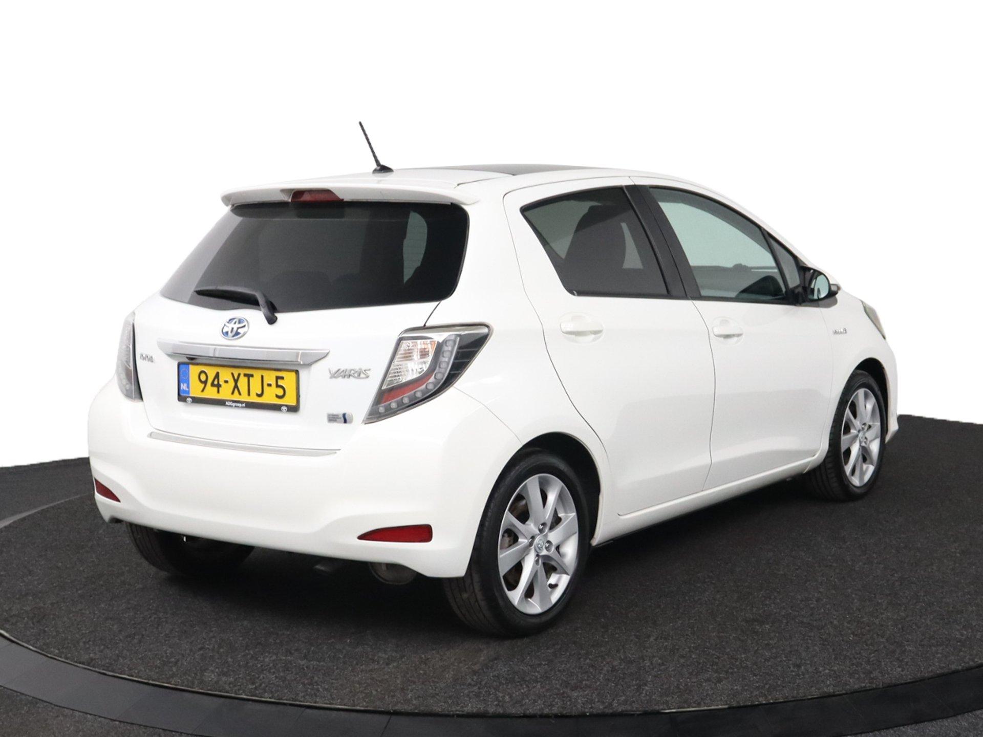Toyota Yaris 1.5 Full Hybrid Dynamic - Afbeelding 2