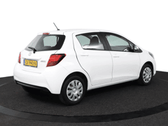 Toyota Yaris 1.3 VVT-i Aspiration - Afbeelding 2