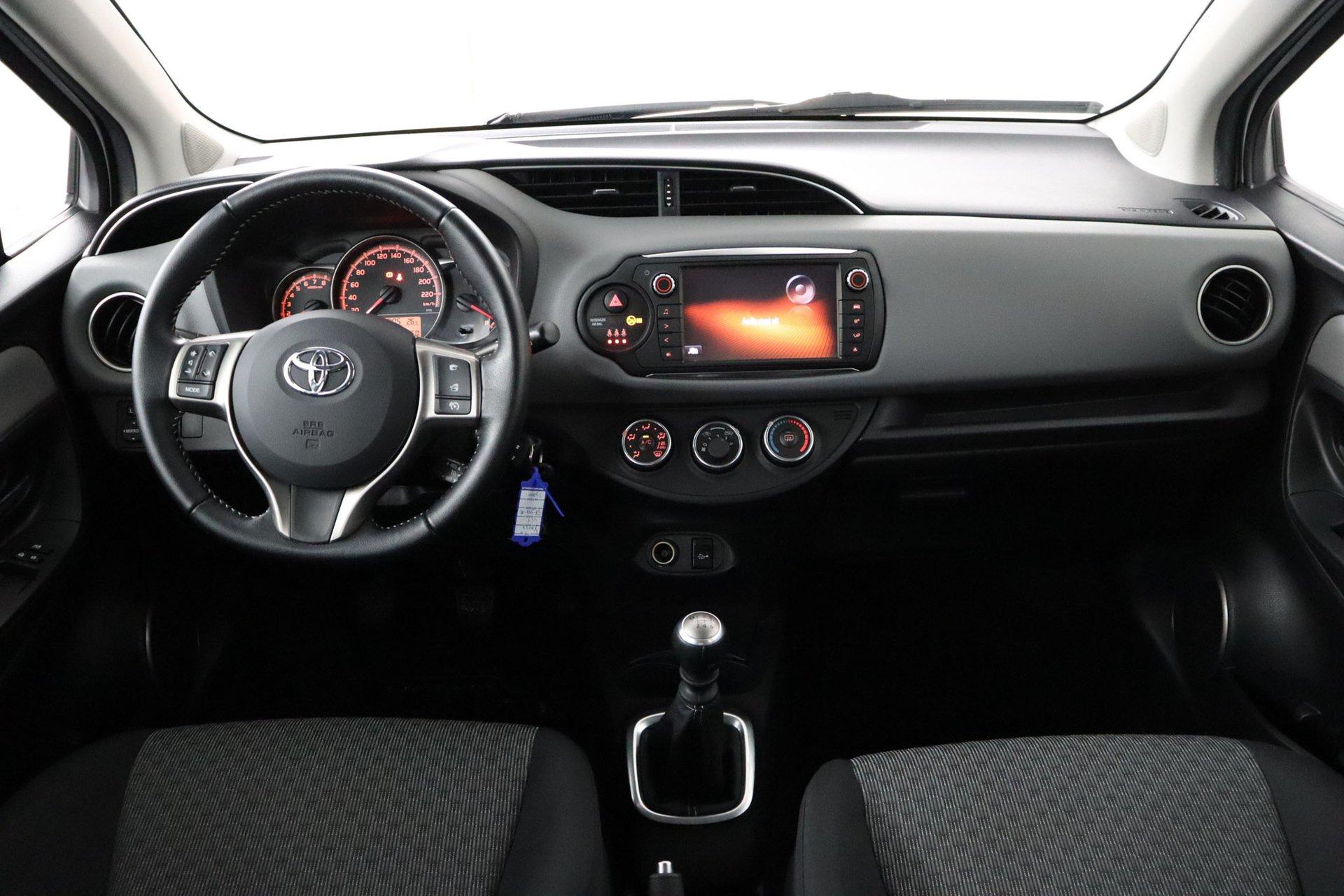 Toyota Yaris 1.3 VVT-i Aspiration - Afbeelding 4