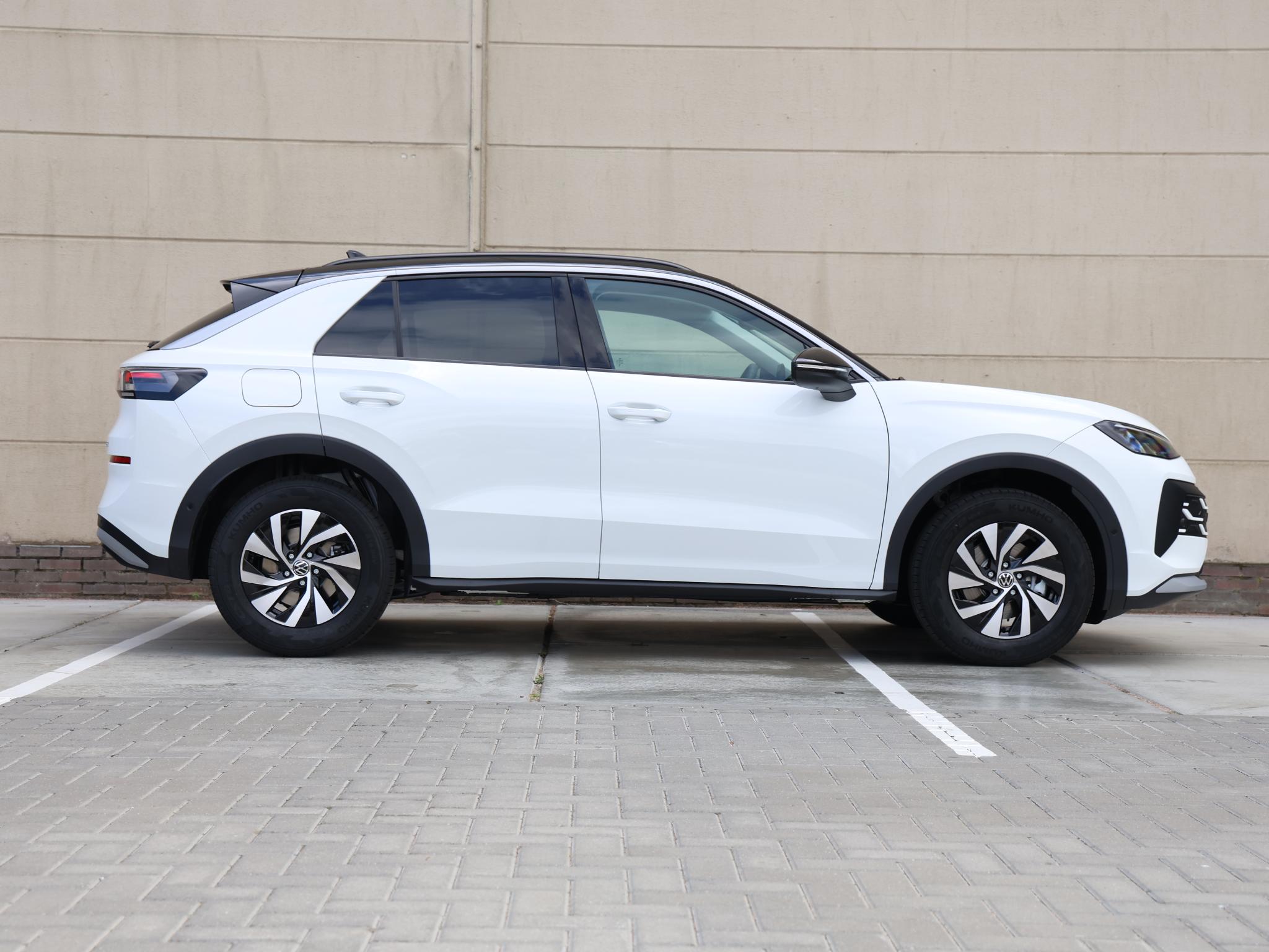 Volkswagen T-Roc Limited Edition 1.5 eTSI 116 PK - Afbeelding 2