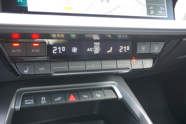 electronic climate controle electronic climate controle