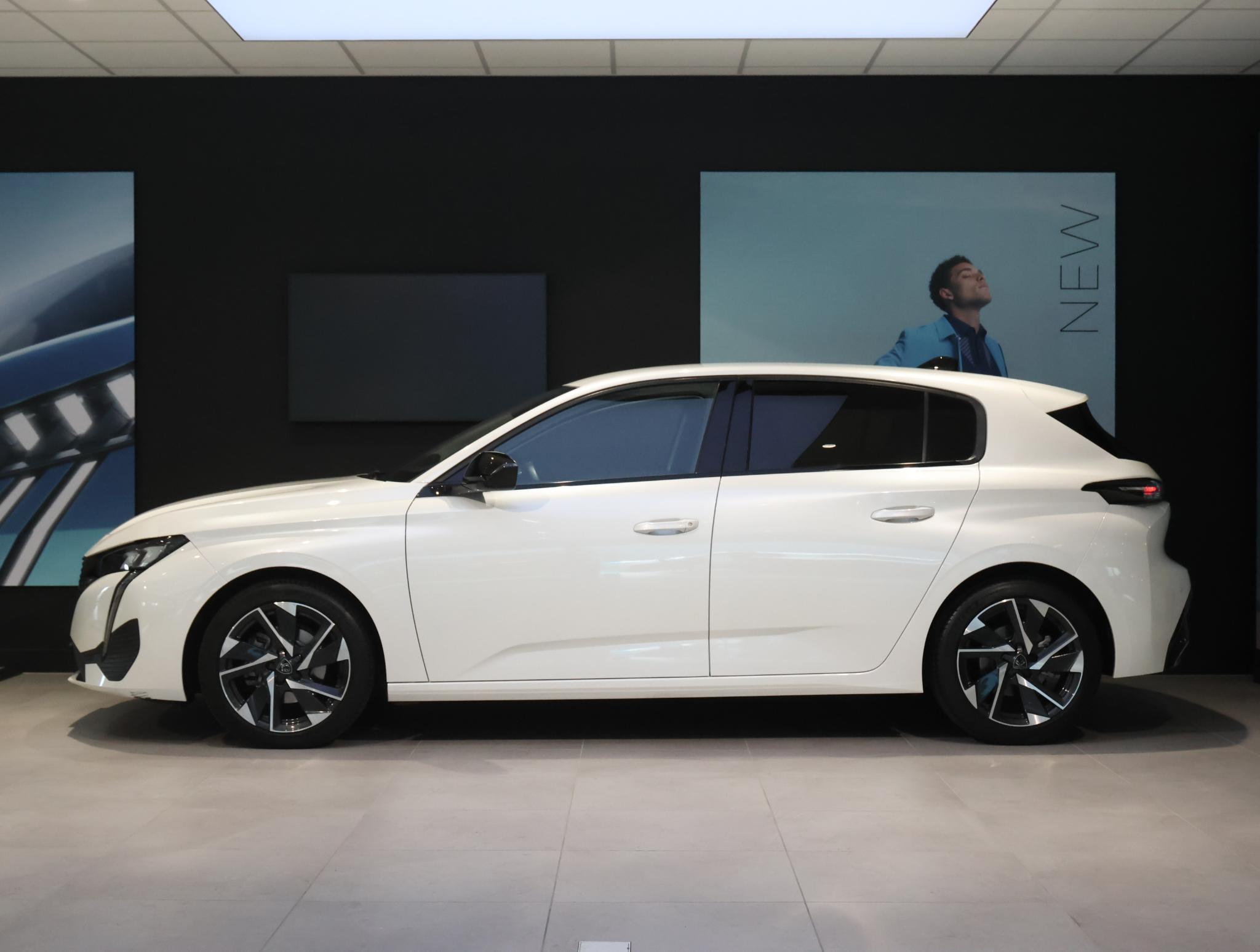 Peugeot 308 Allure Pack Business 130 pk Automaat - Afbeelding 2