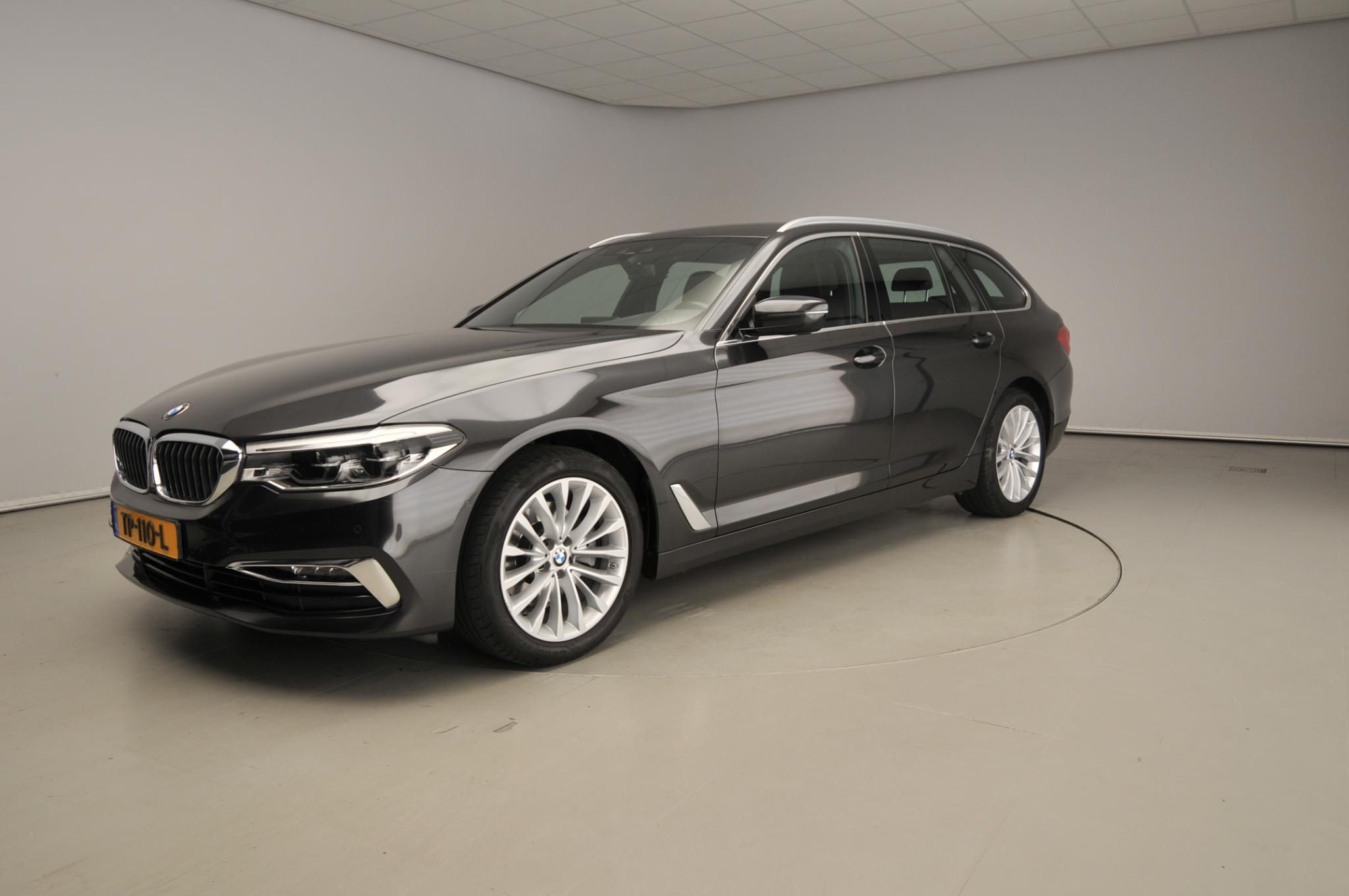 BMW 5 Serie Touring 520i - Afbeelding 1