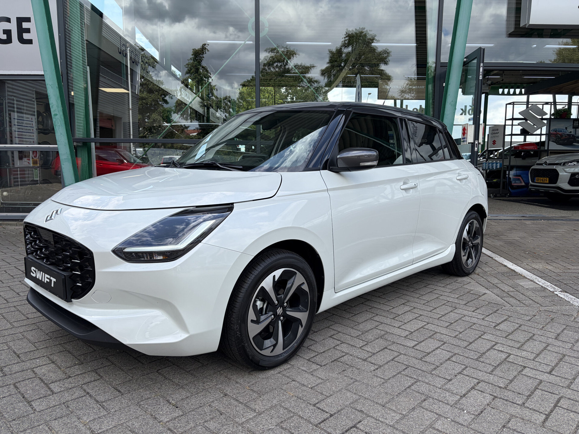 Suzuki Swift 1.2 Style Smart Hybrid Handgeschakeld 83pk