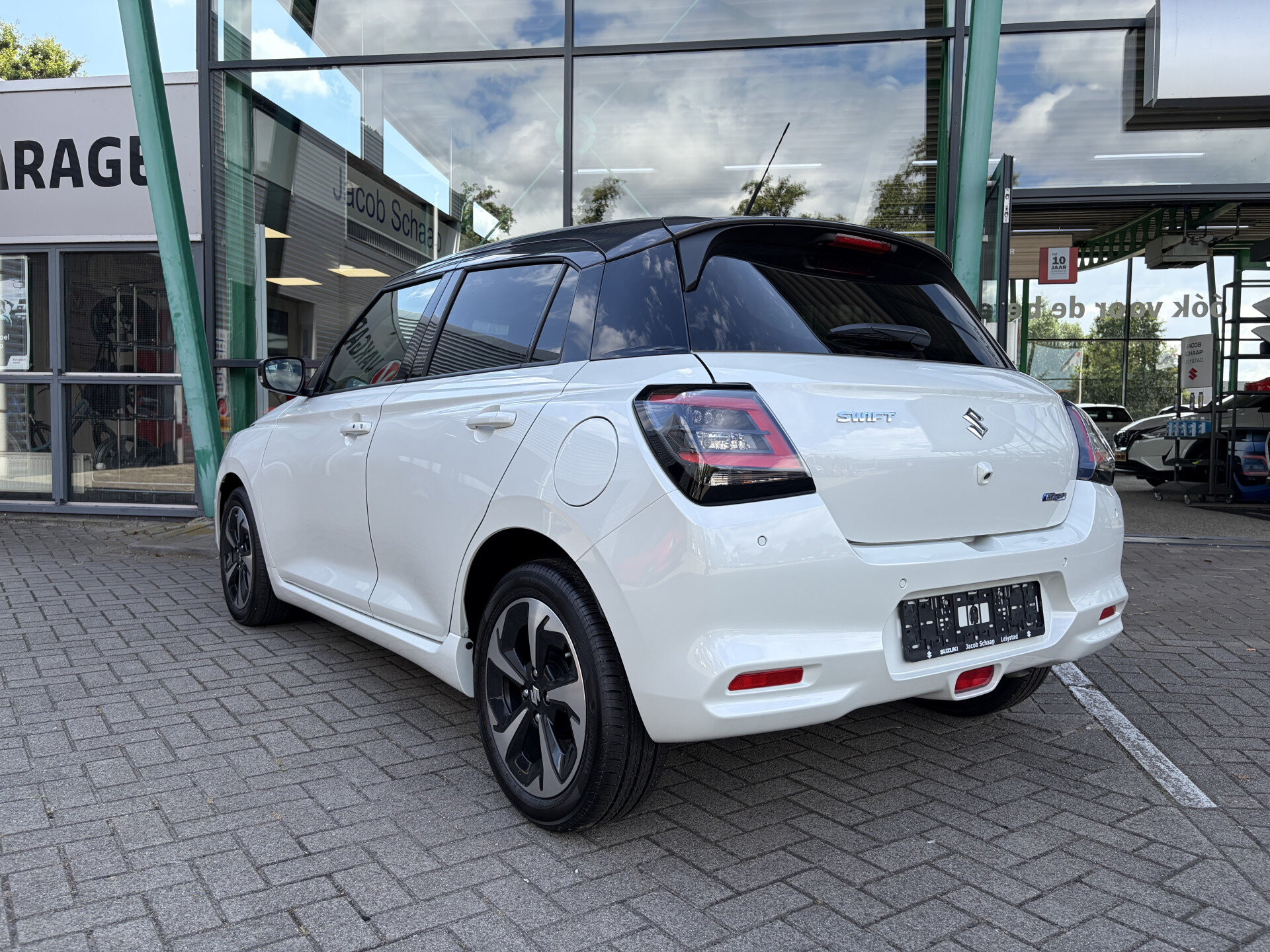 Suzuki Swift 1.2 Style Smart Hybrid Handgeschakeld 83pk - Afbeelding 3