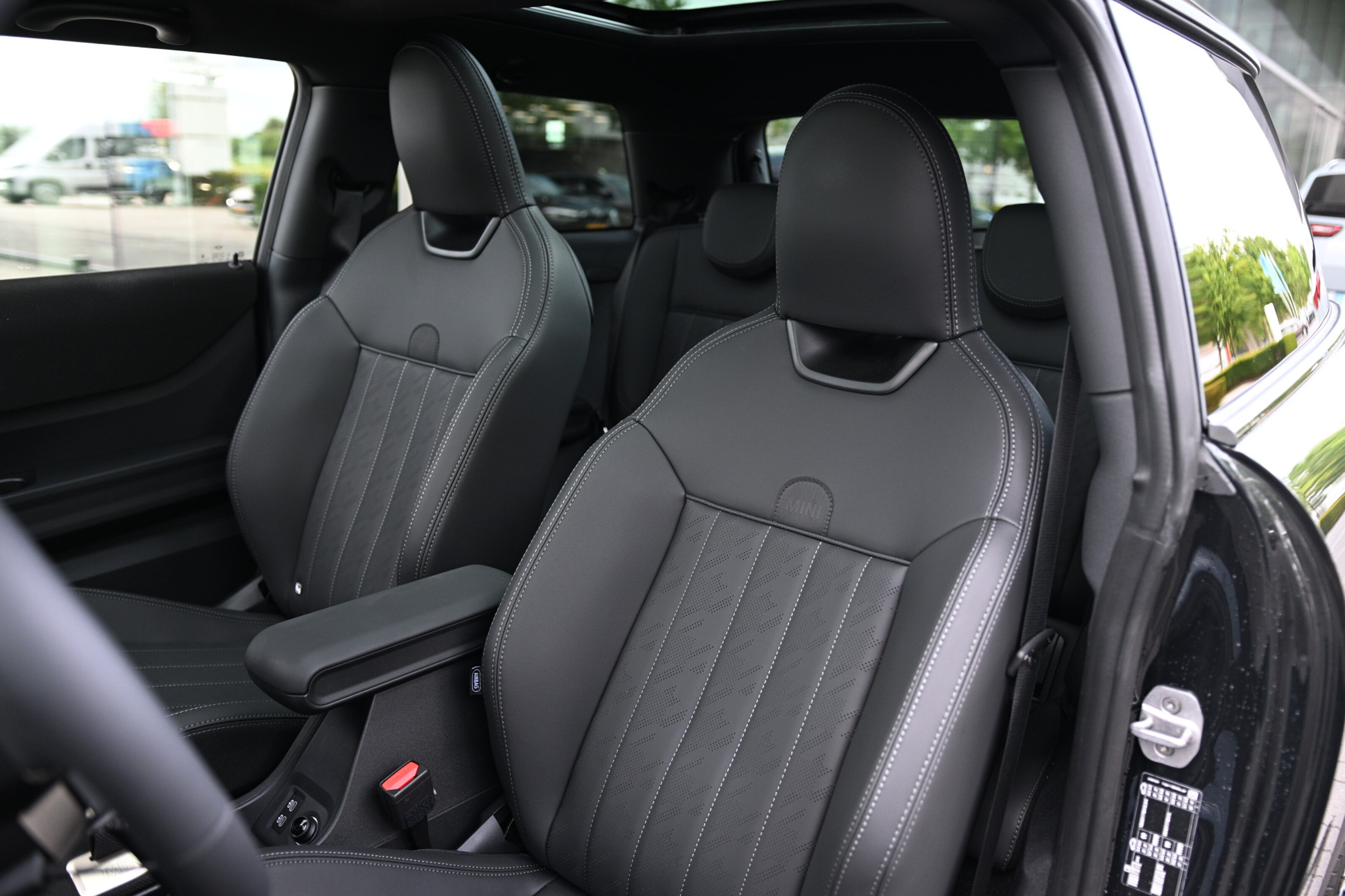 MINI 5-Deurs Hatchback Cooper C Automaat