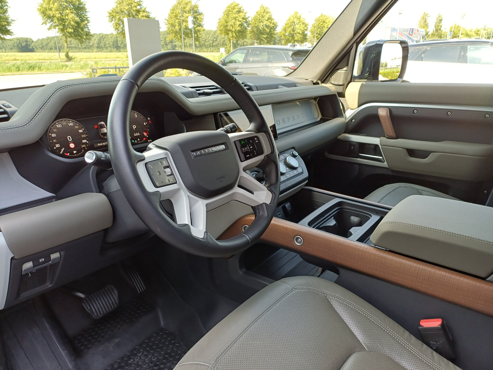 Land Rover Defender 3.0 D250 110 X-Dynamic SE - Commercial - Afbeelding 2