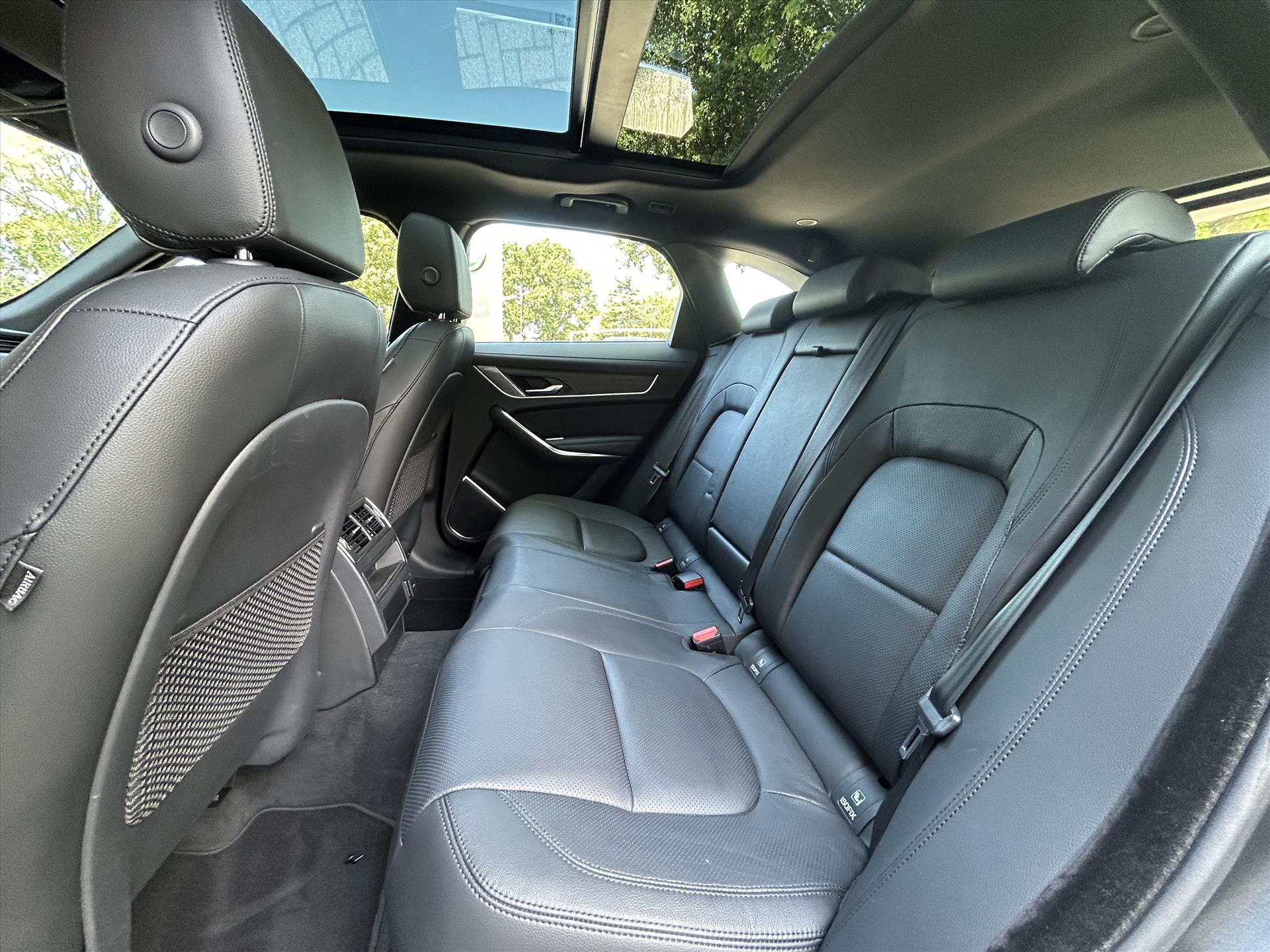 Jaguar F-PACE - foto 40