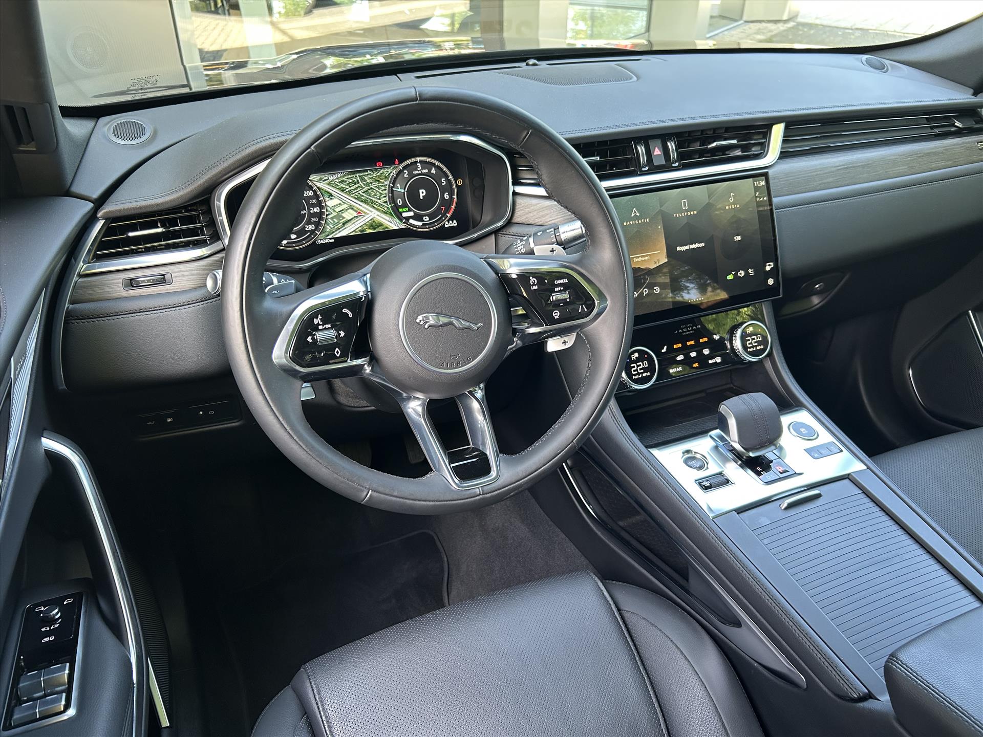Jaguar F-PACE - foto 7
