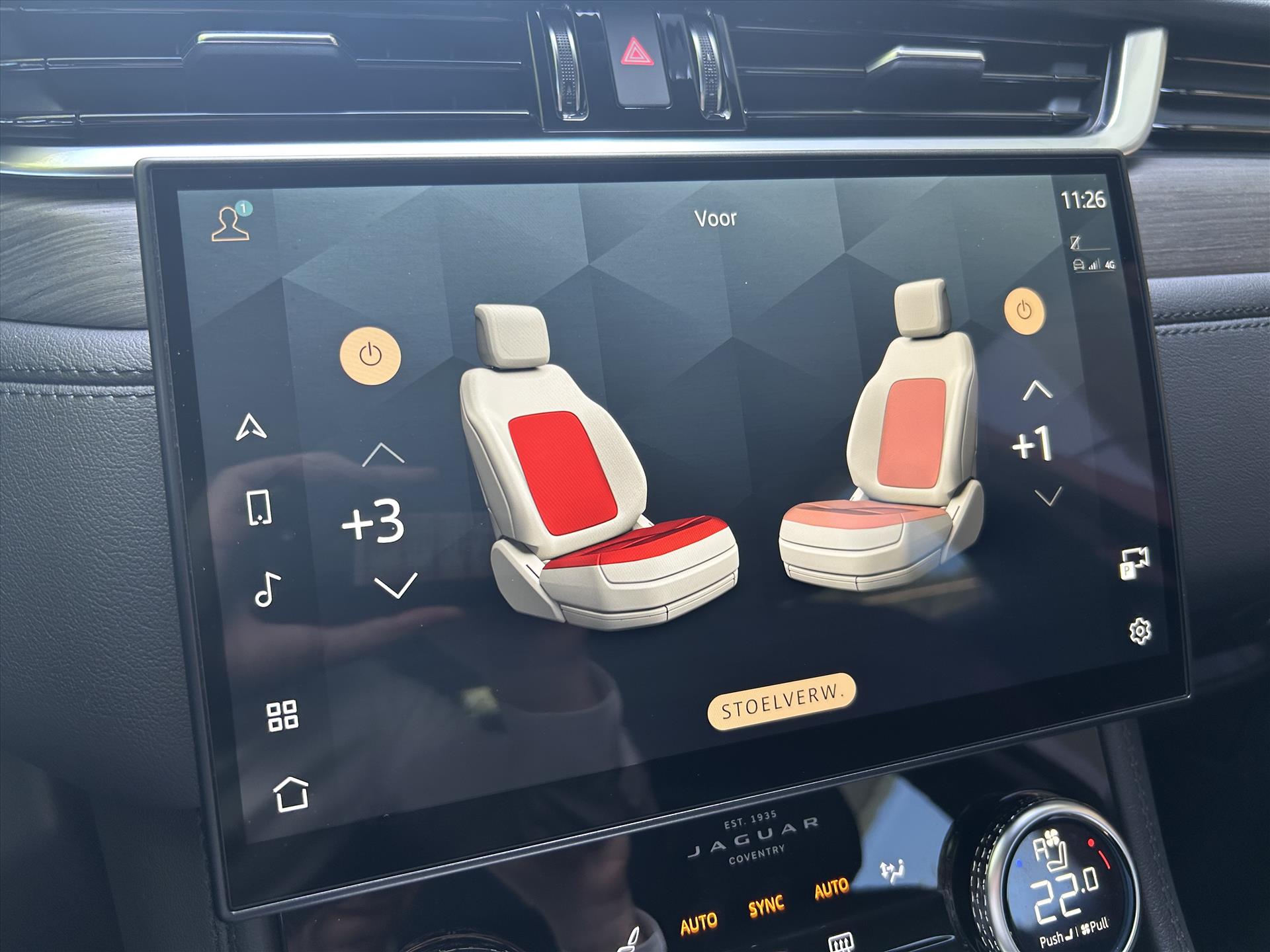 Jaguar F-PACE - foto 24
