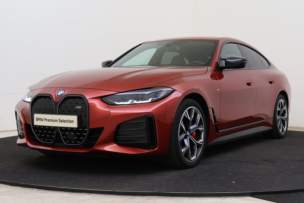 BMW i4 360