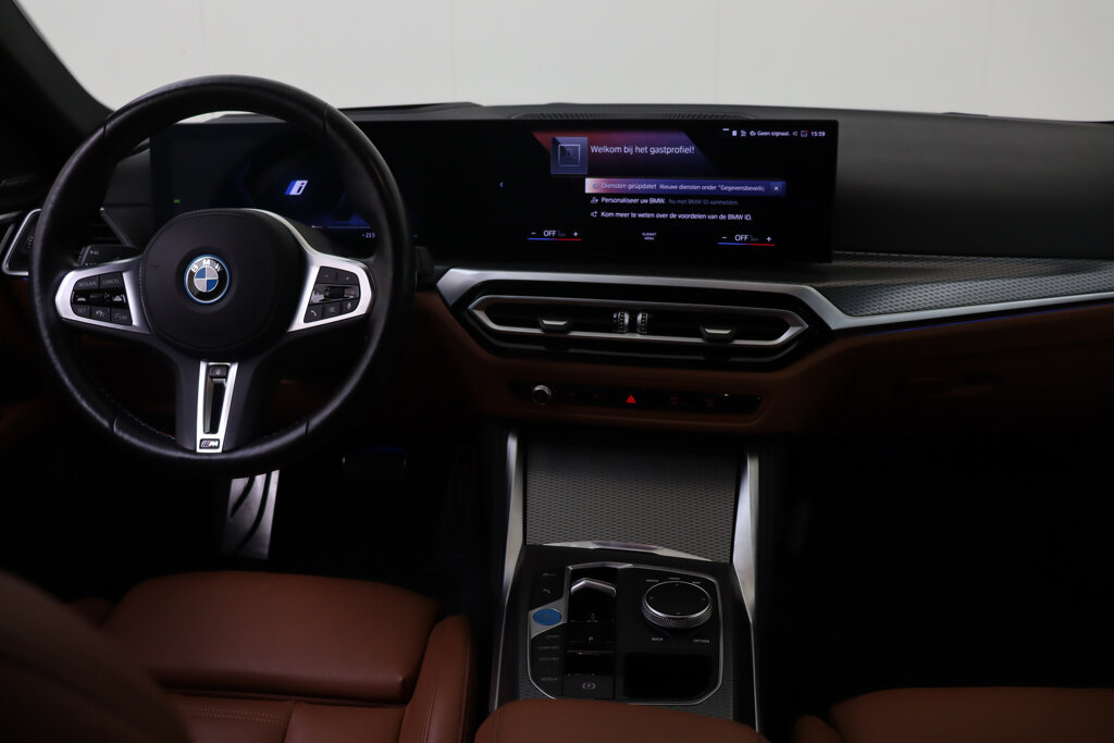 BMW i4 24