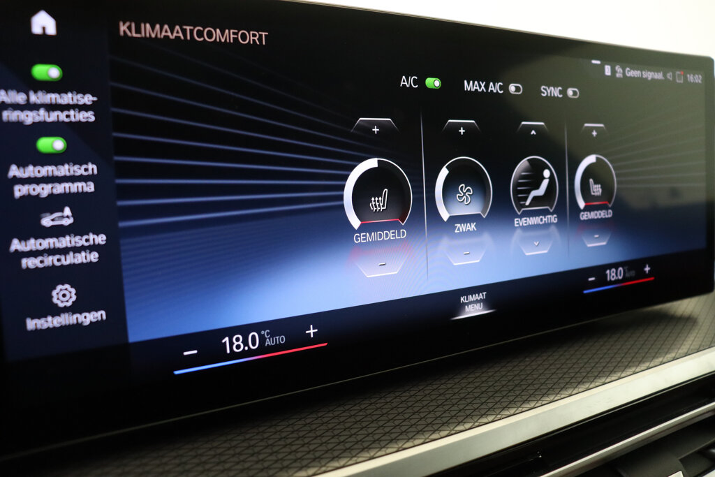 BMW i4 53