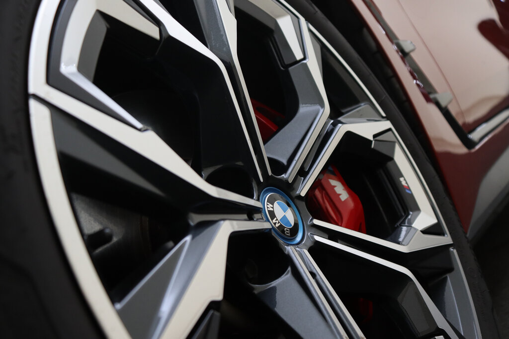BMW i4 67