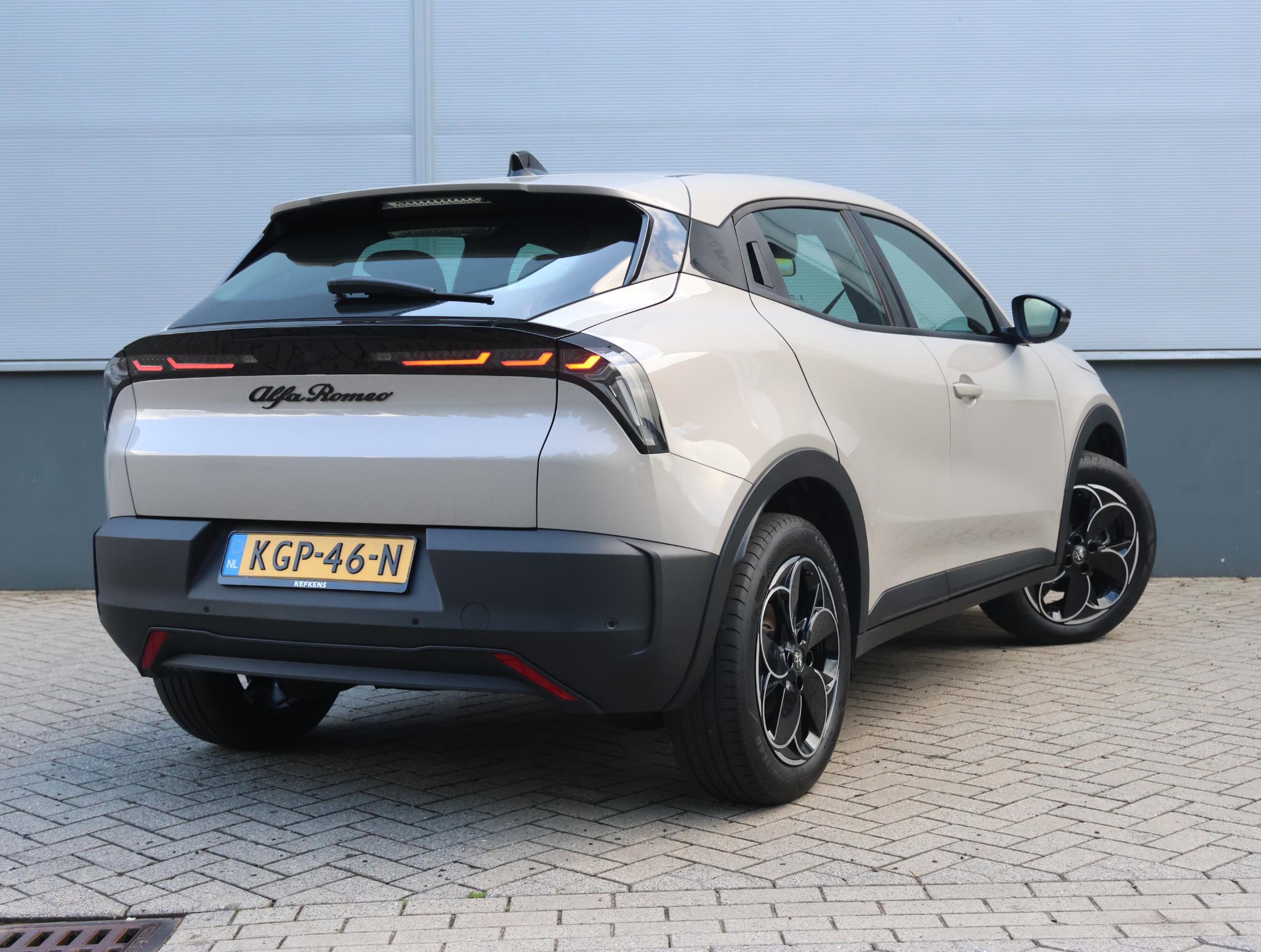 Alfa Romeo Junior Elettrica 54 kWh - Afbeelding 3