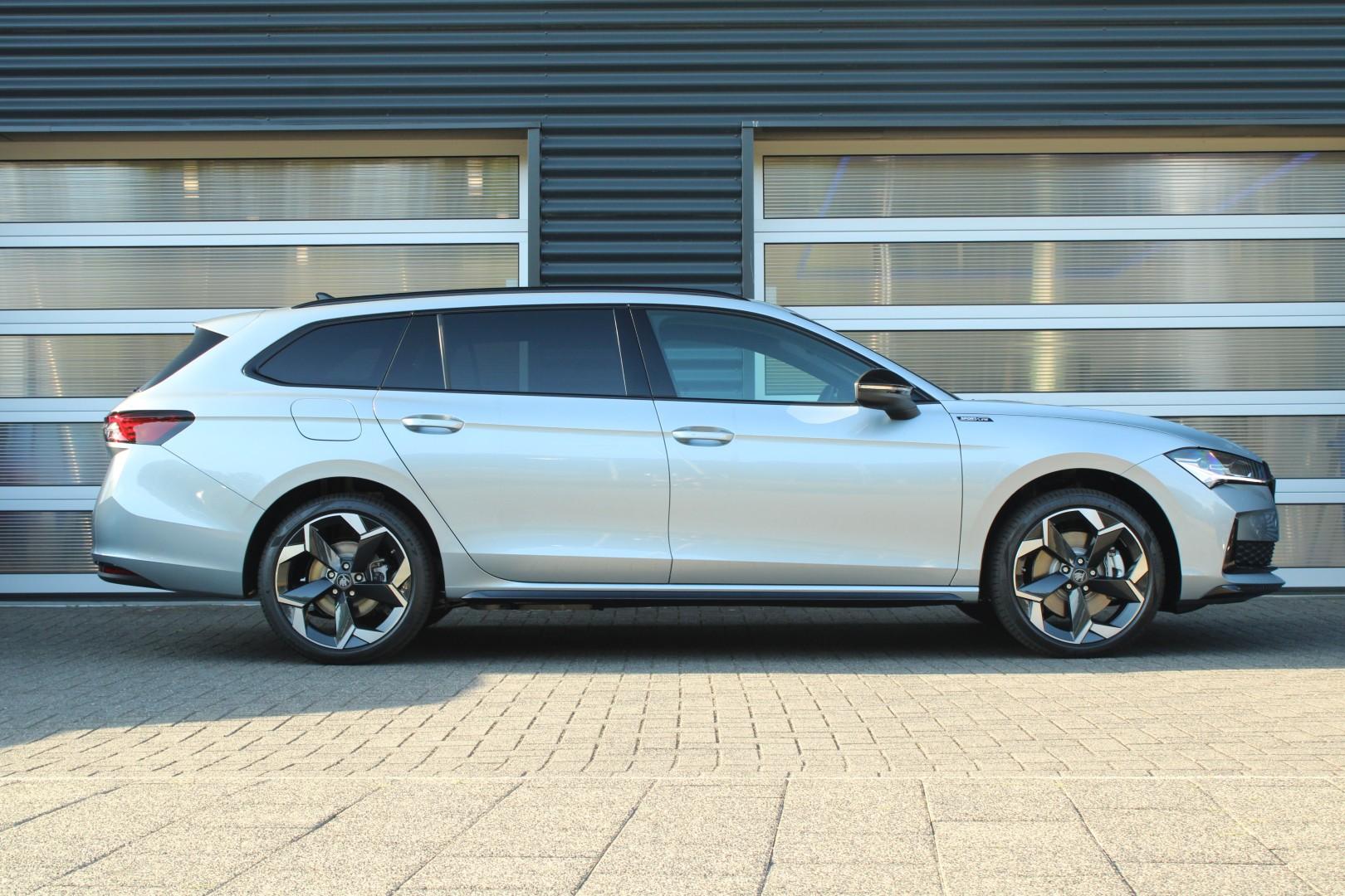Skoda Superb Combi 1.5 TSI 204pk PHEV Sportline Business - Afbeelding 3
