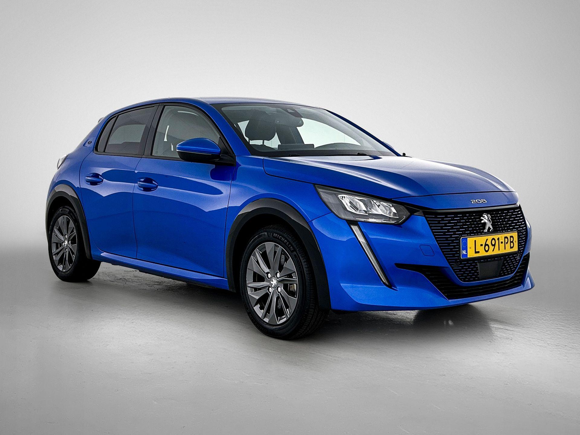Peugeot e-208