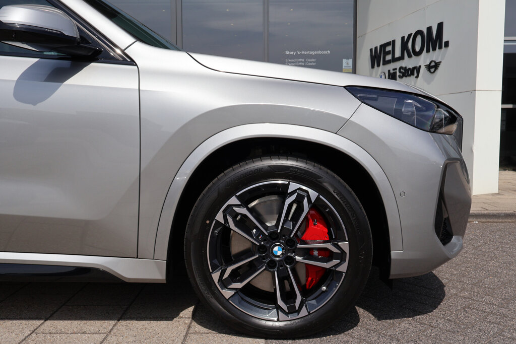 BMW X1 11