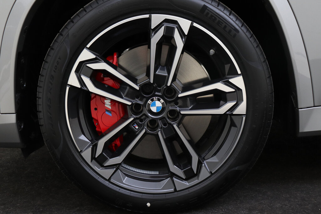 BMW iX1 57