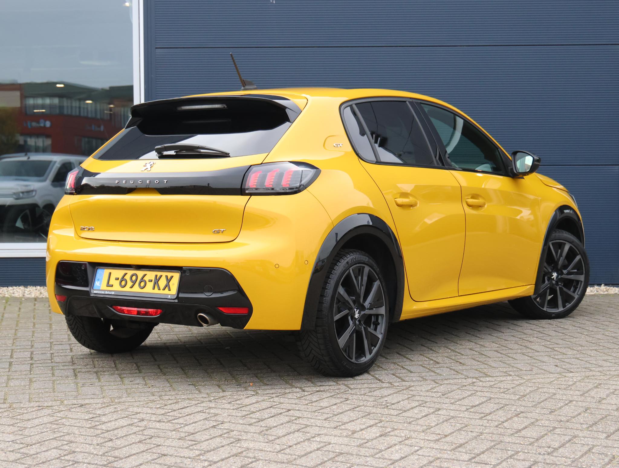 Peugeot 208 1.2 100pk GT Pack - Afbeelding 3