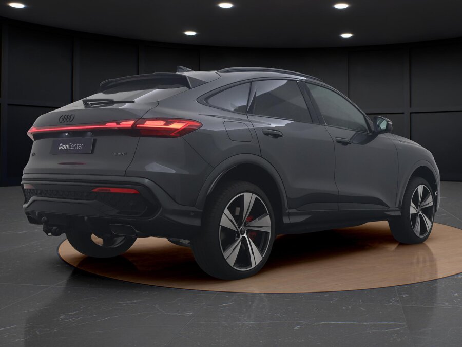 Audi Q5 Sportback S edition Competition 2.0 e-hybrid 270 kW / 367 PK