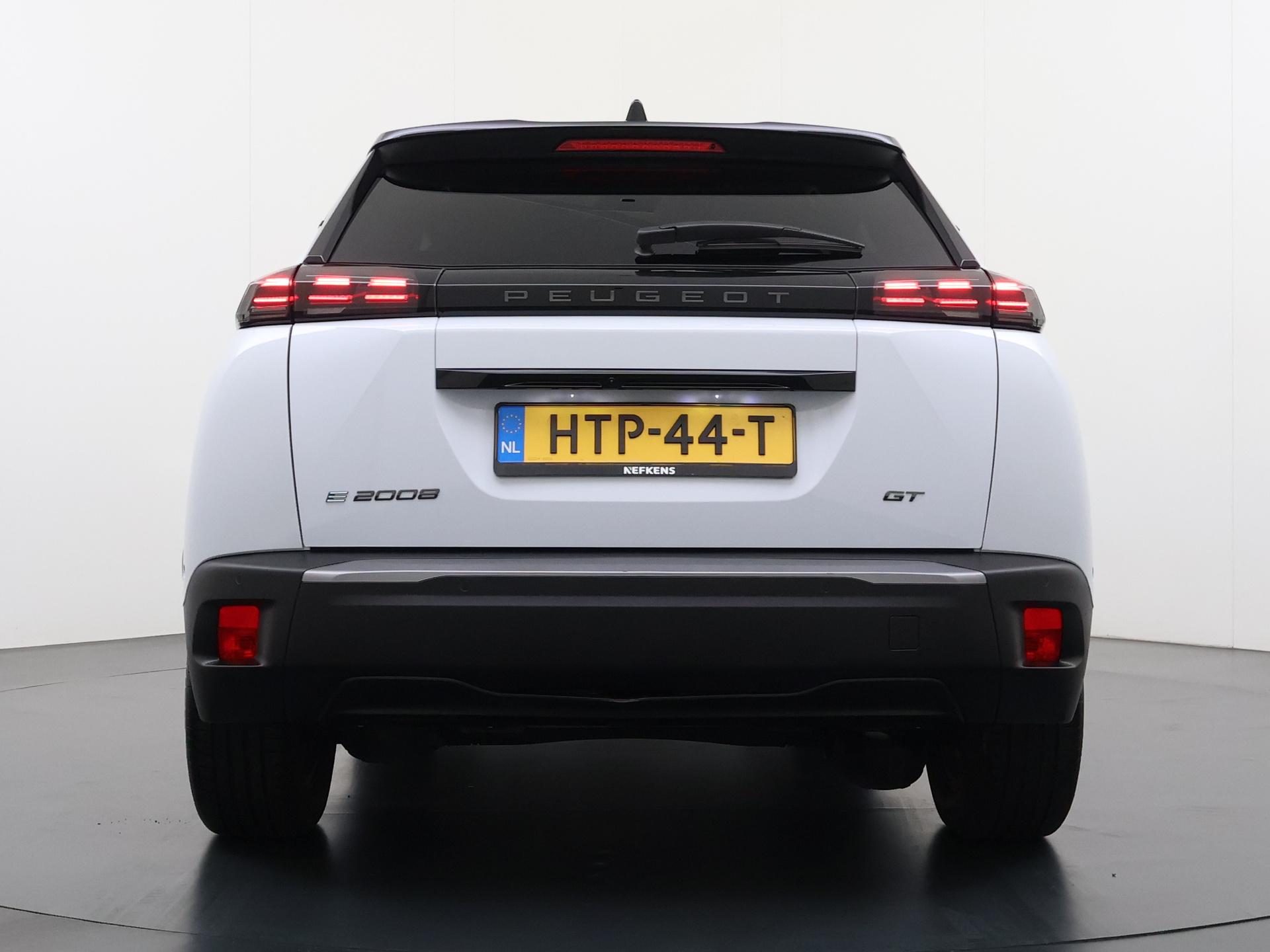 Peugeot e-2008