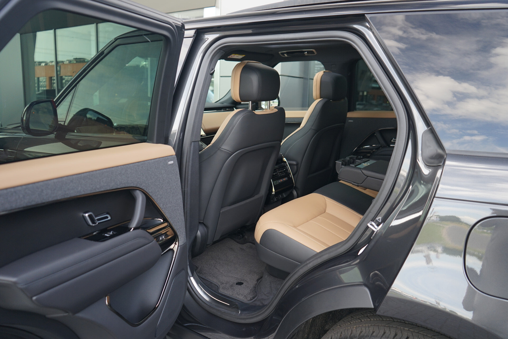 Land Rover Range Rover Sport 3.0 P460e Momentum Edition PHEV - Afbeelding 5
