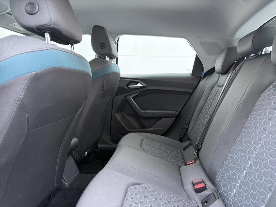 Audi A1 Sportback 30 TFSI S-line
