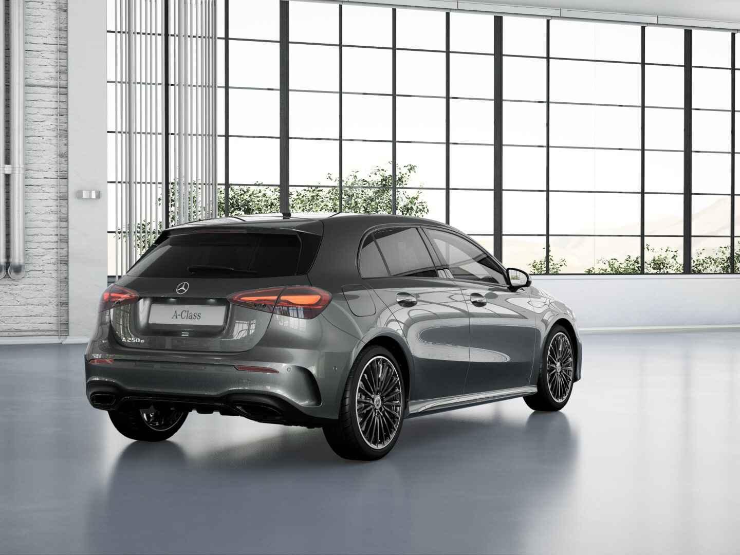 Mercedes-Benz A-Klasse Hatchback 250 e 140 Year Edition - Afbeelding 2