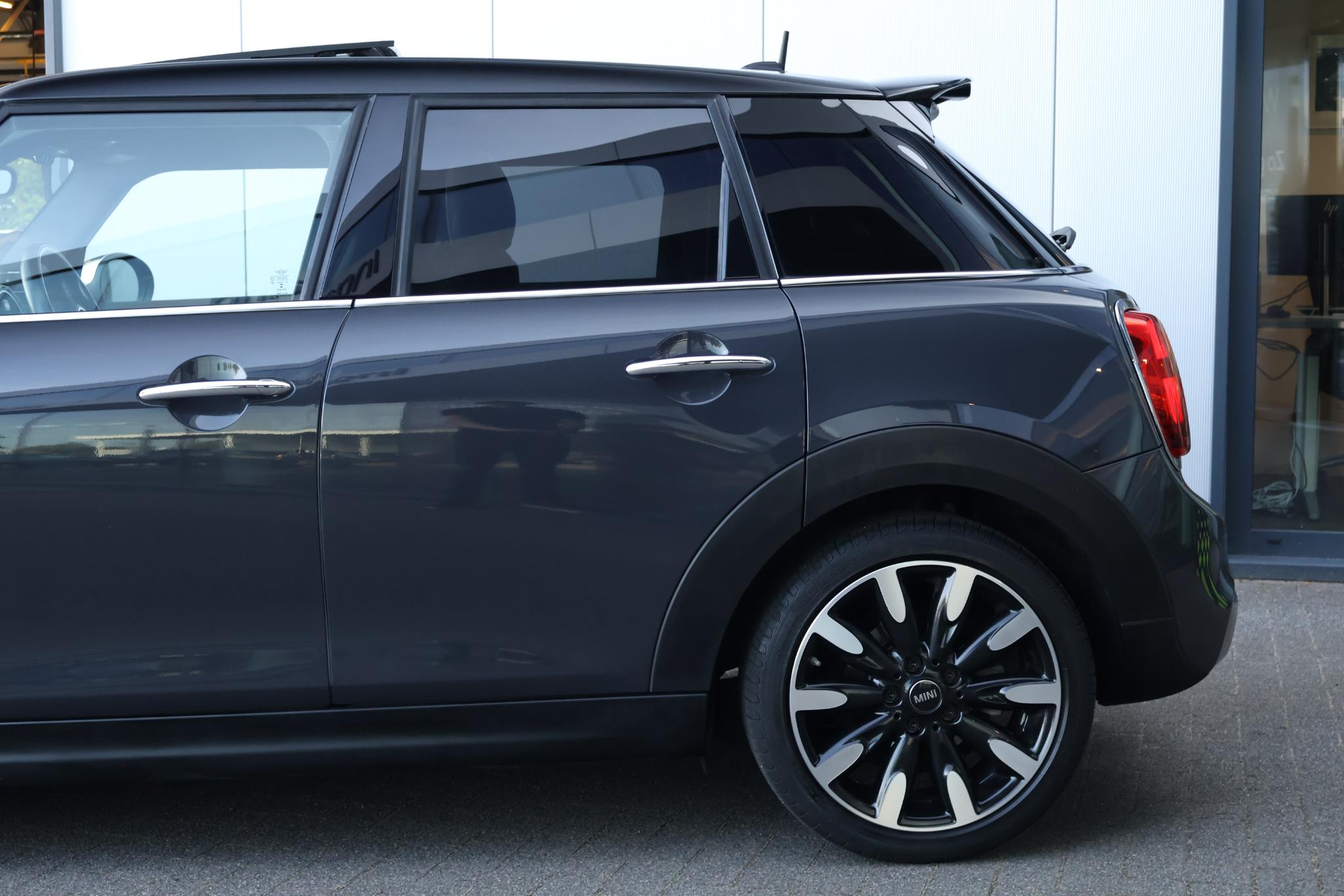 MINI 5-Deurs 2.0 Cooper S Chili Serious Business - Bild 5