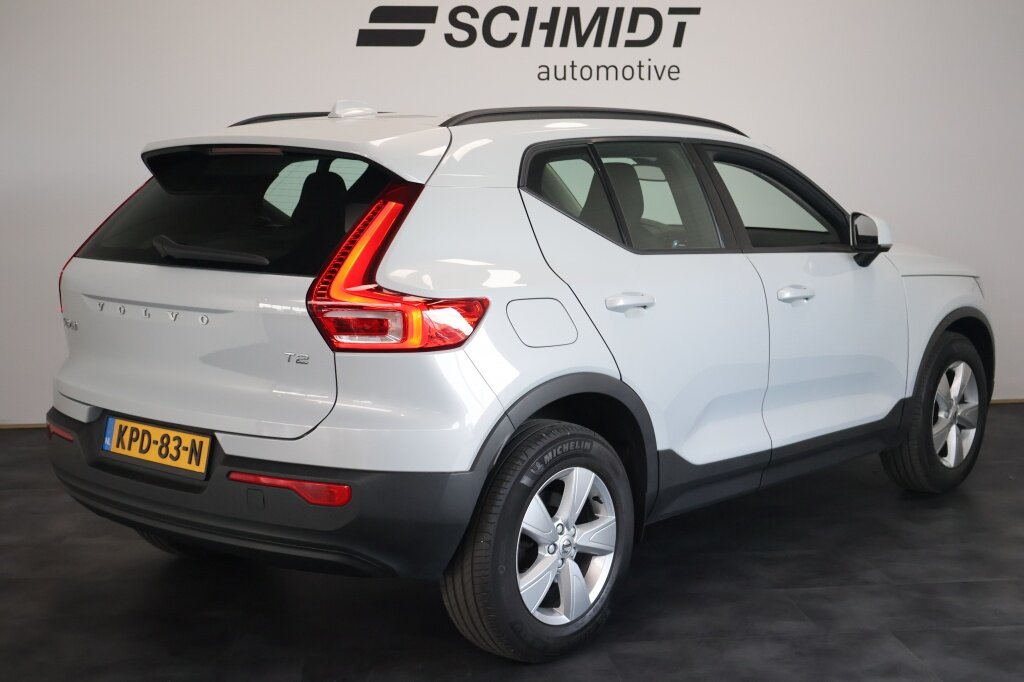 Volvo XC40 1.5 T2 Momentum | Climate Pack | Carplay | Navigatie | LED - Afbeelding 3