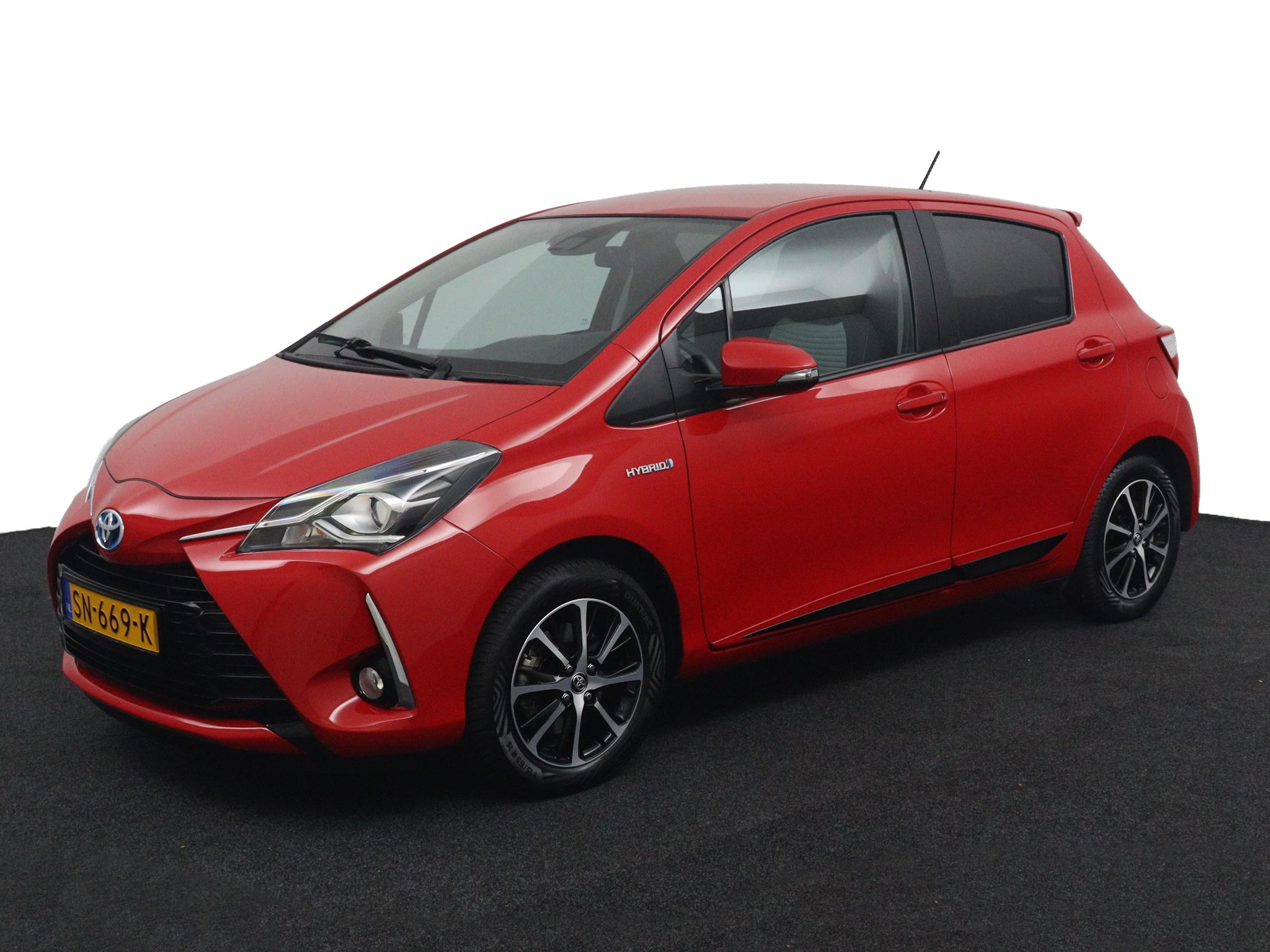 Toyota Yaris 1.5 Hybrid Design Sport