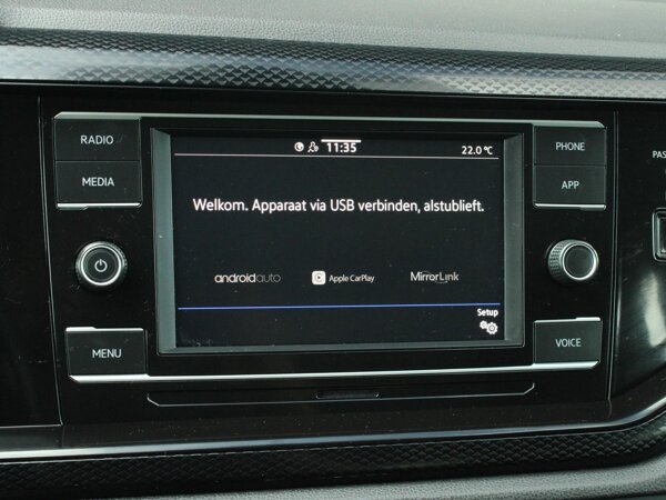 Apple Carplay/Android Auto