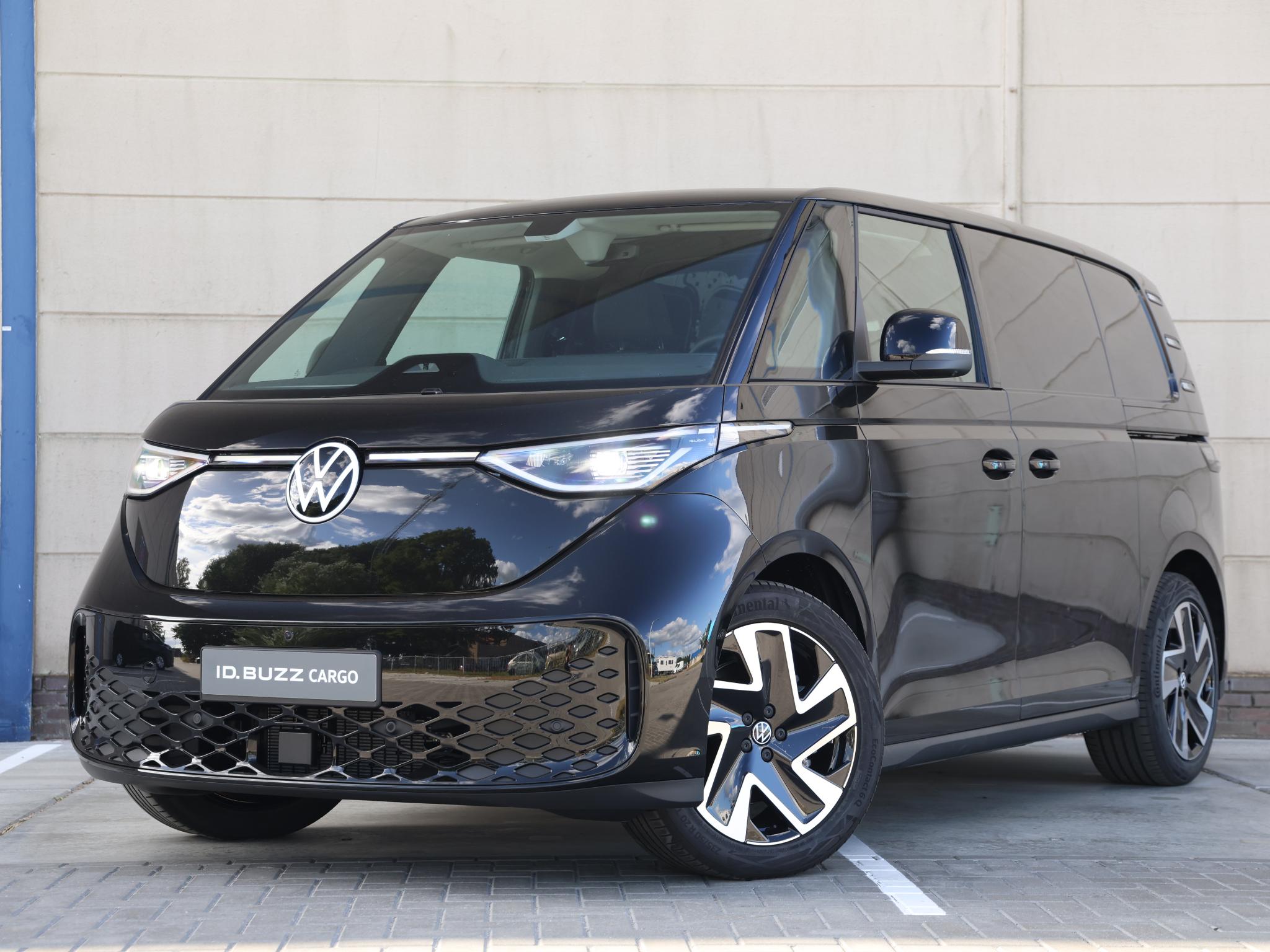Volkswagen ID. Buzz Cargo Bulli Limited Edition Elektromotor 250 kW (340 pk)