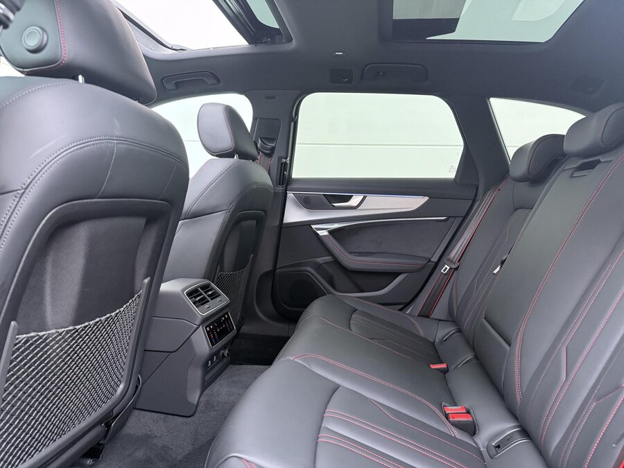 Audi A6 Avant 55 TFSIe Quattro S-Line