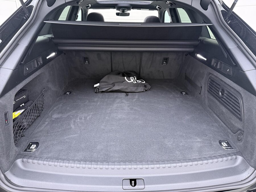 Audi A6 Avant 55 TFSIe Quattro S-Line