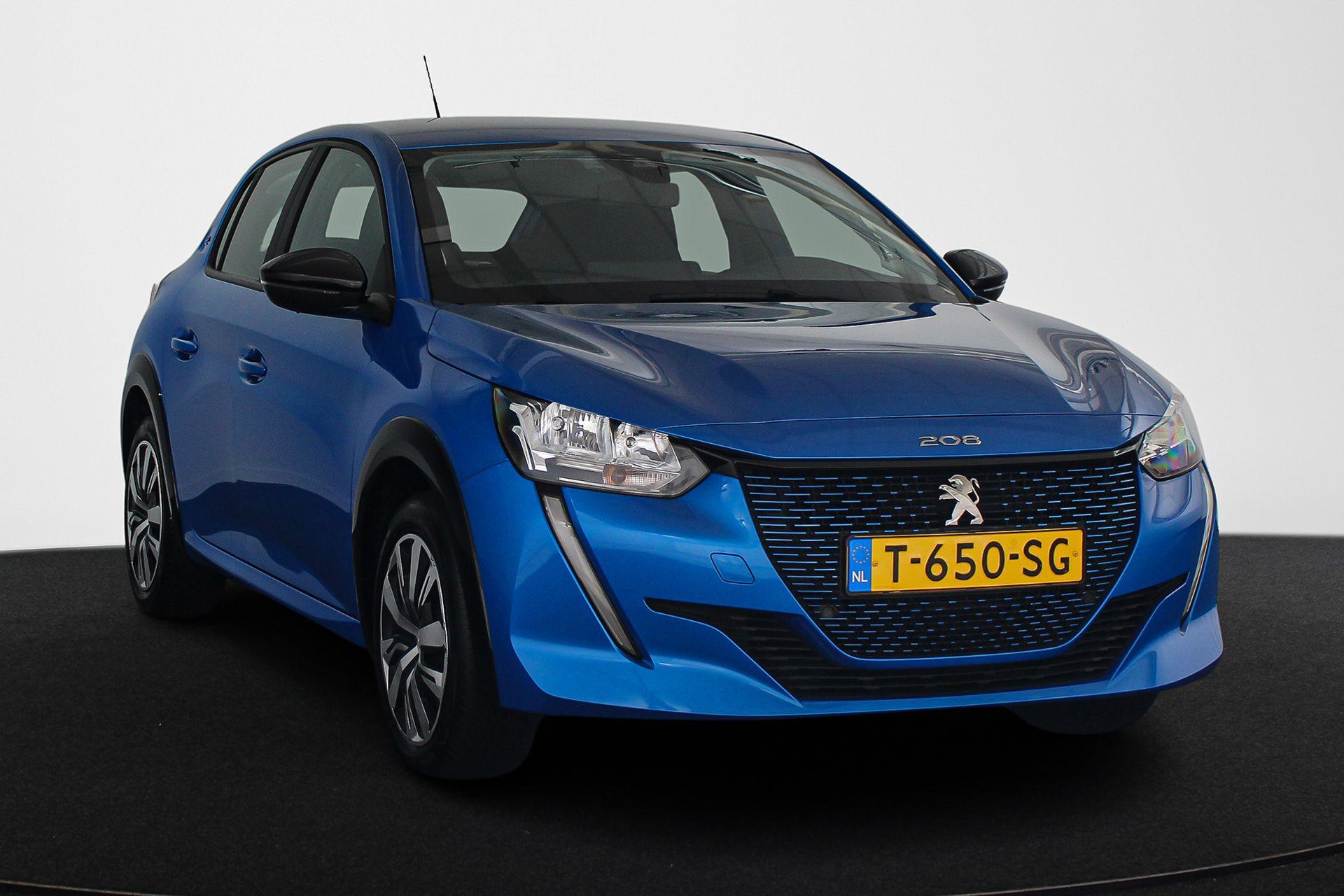 Peugeot e-208
