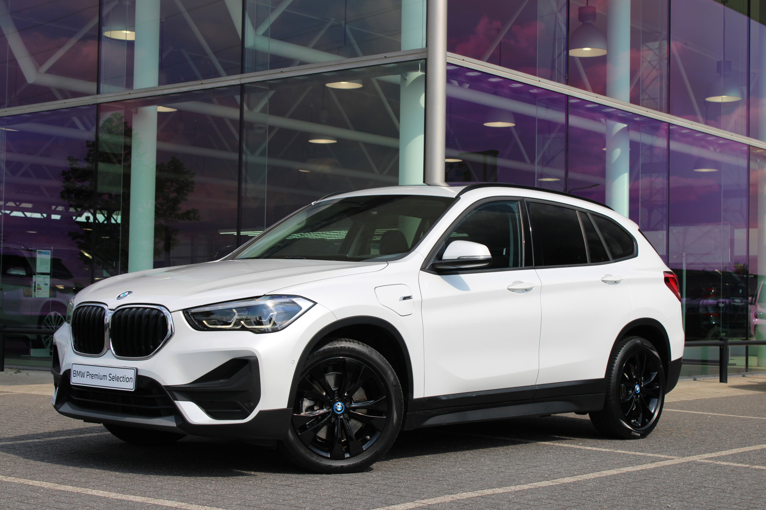 BMW X1 xDrive25e High Executive Automaat