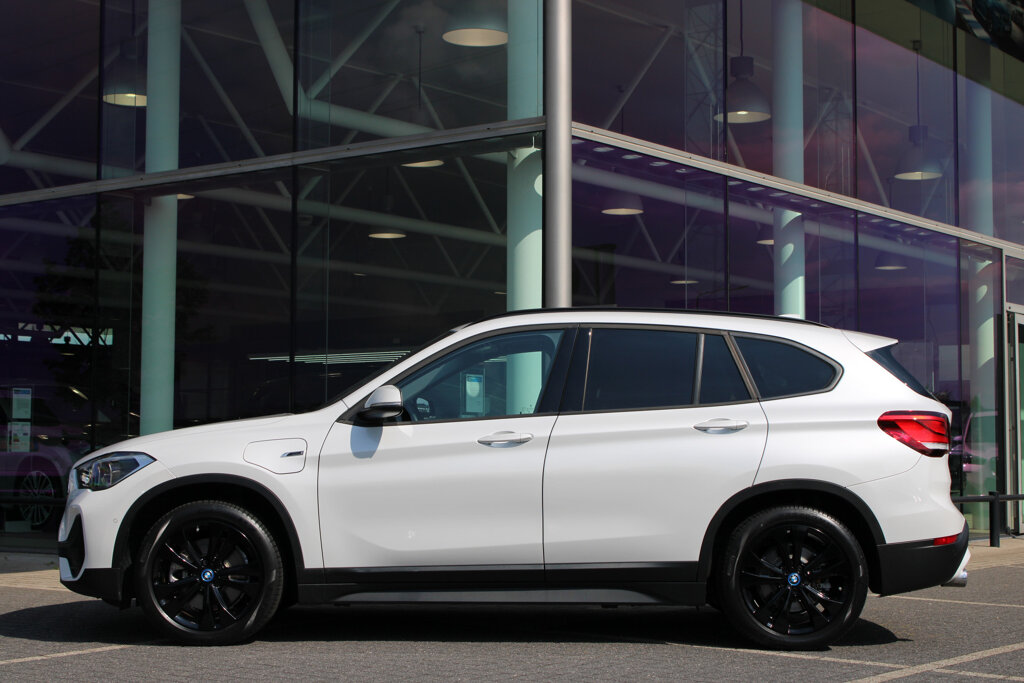 BMW X1 6