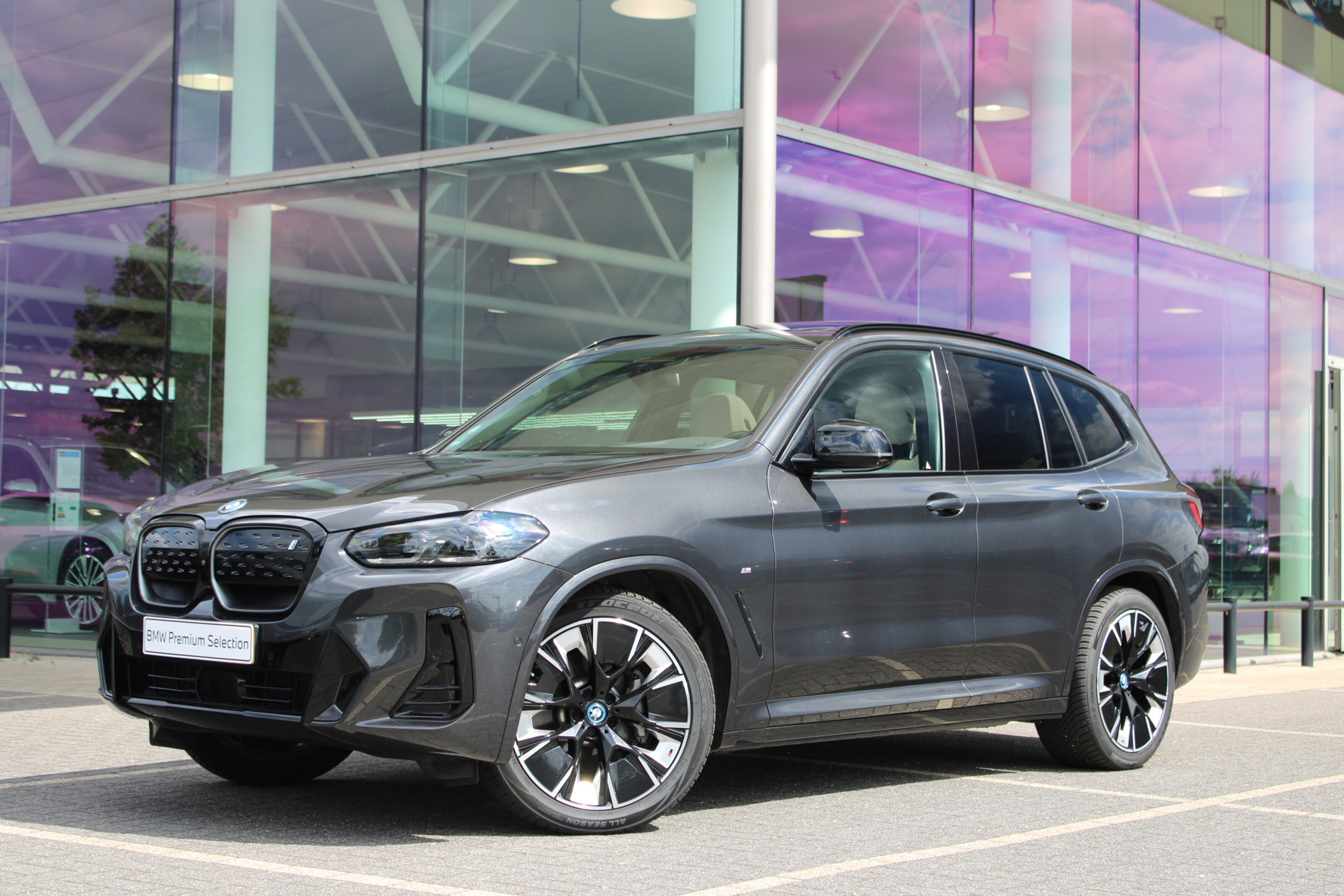 BMW iX3 High Executive