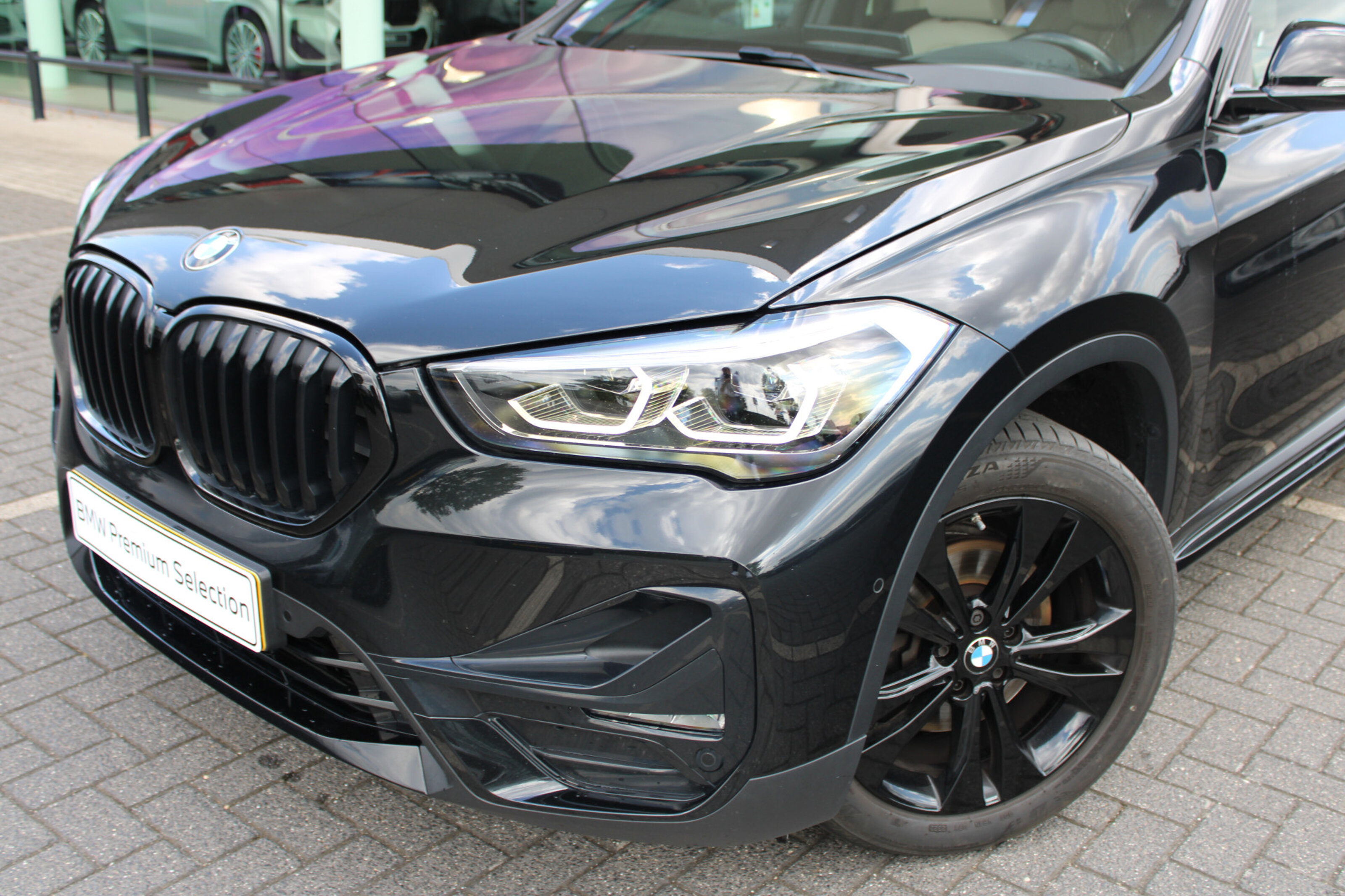 BMW X1 sDrive18i Executive Sport Line Automaat