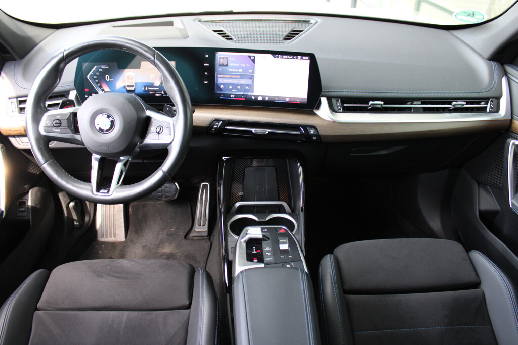 BMW X1 13