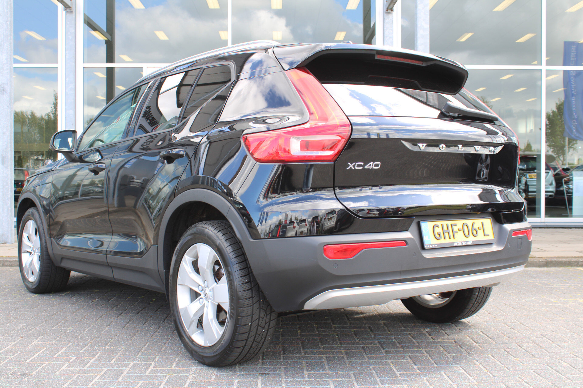 Volvo XC40 T2 130pk Business Pro - Afbeelding 3