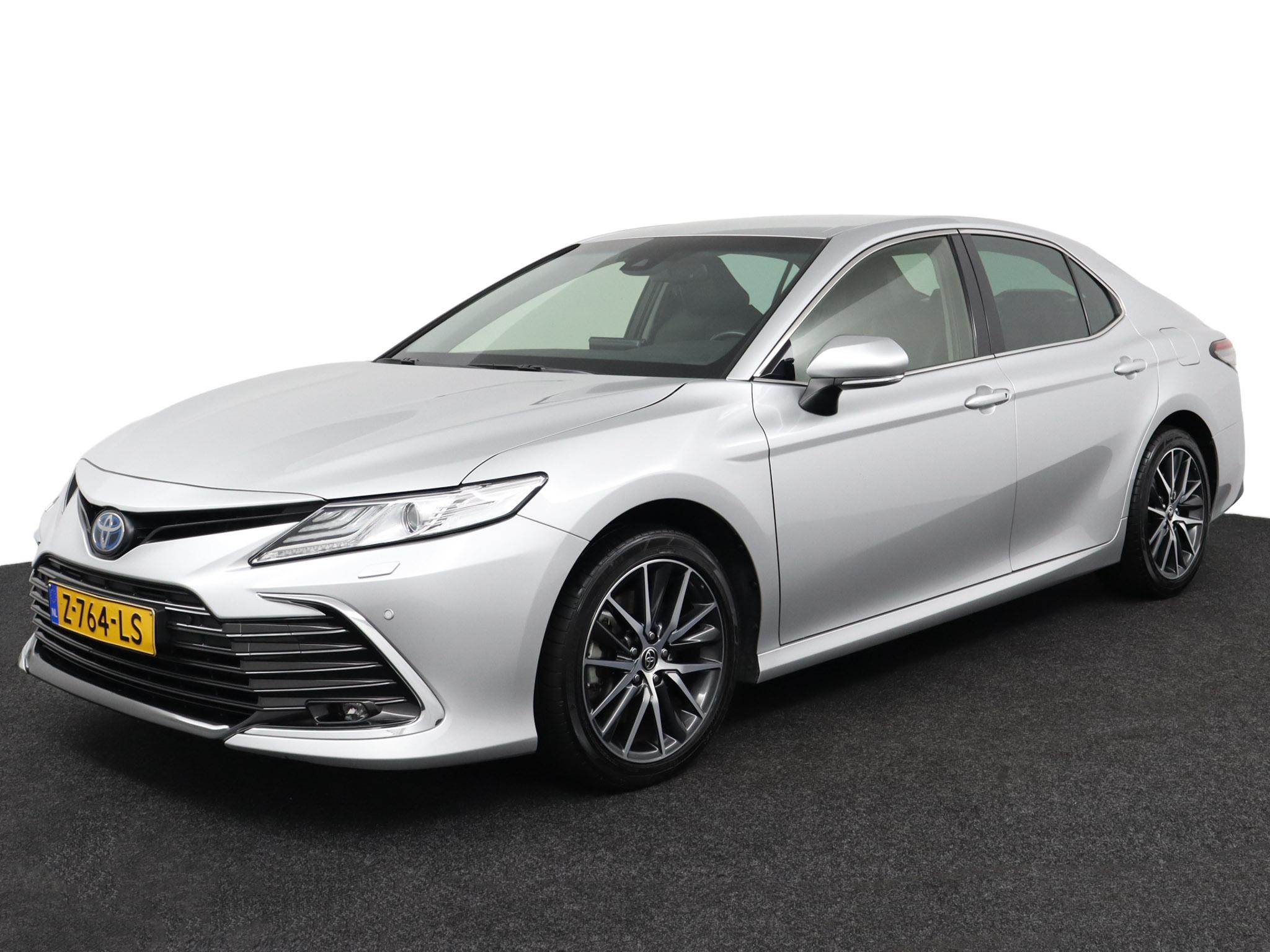 Toyota Camry 2.5 Hybrid Dynamic
