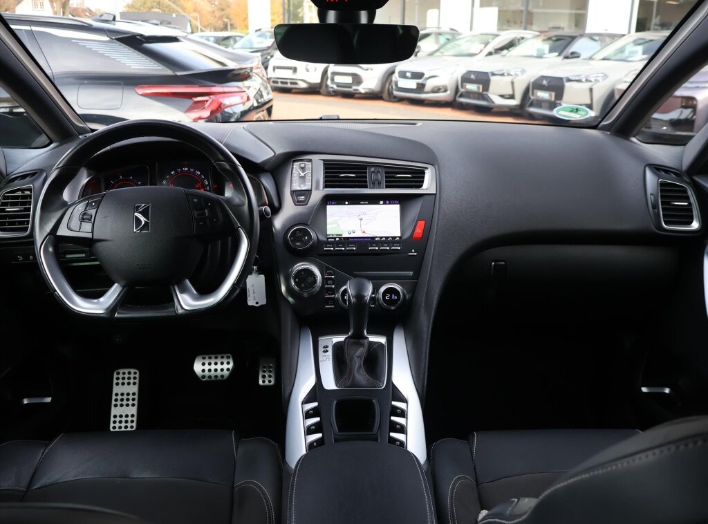 DS DS 5 THP 165PK S&S EAT6 Automaat Performance Line, Rijklaarprijs | Navigatie | Camera | Trekhaak | 18 inch wielen - Afbeelding 5